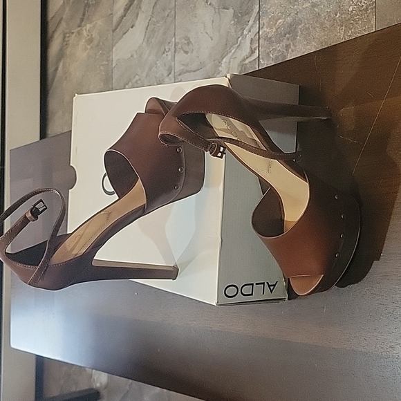 Aldo Laraa Platform Heel Peep toe sandals - Picture 2 of 5